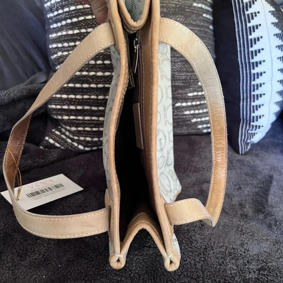 Salvatore Ferragamo tote - Picture 7 of 14